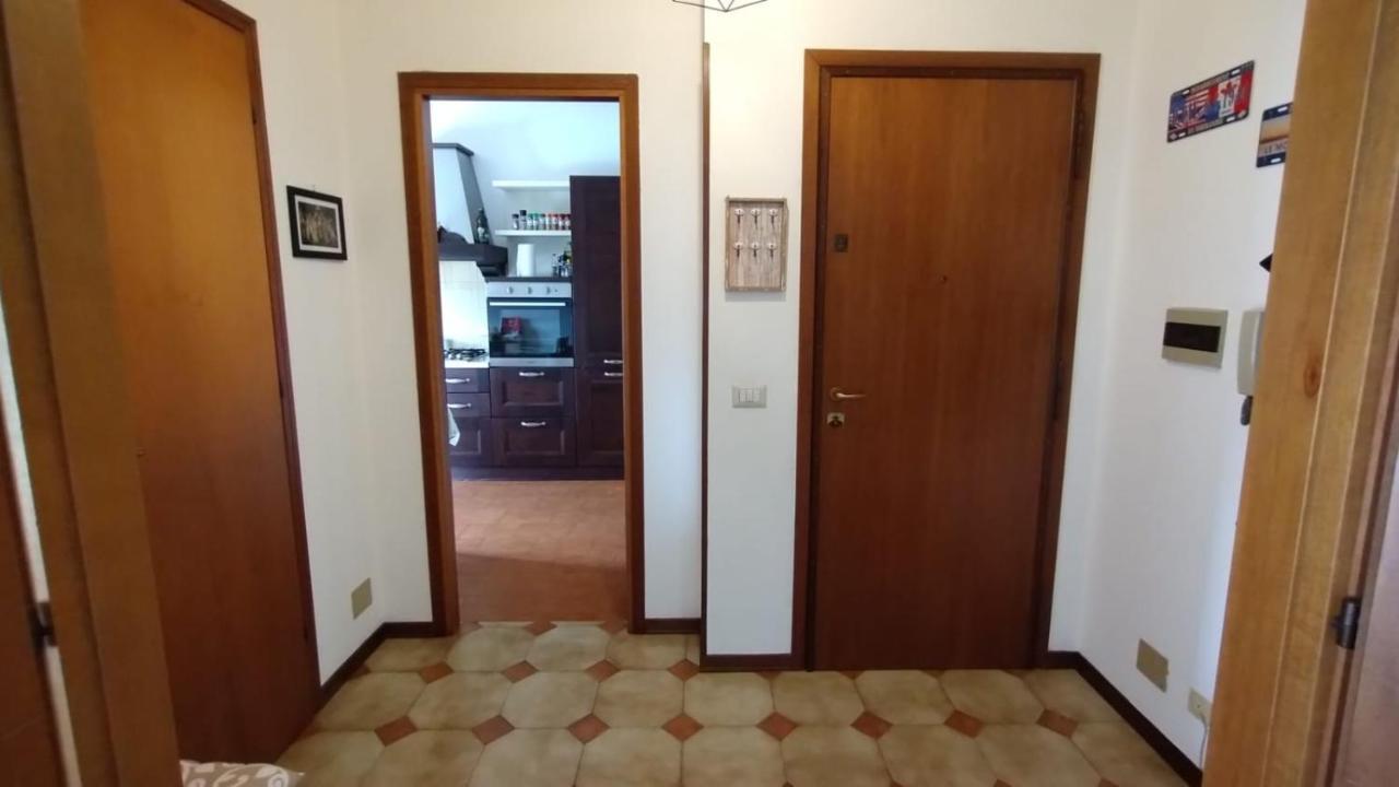 La Casa Dei Viaggiatori - Viareggio - Posto Auto Gratuito Appartement Buitenkant foto
